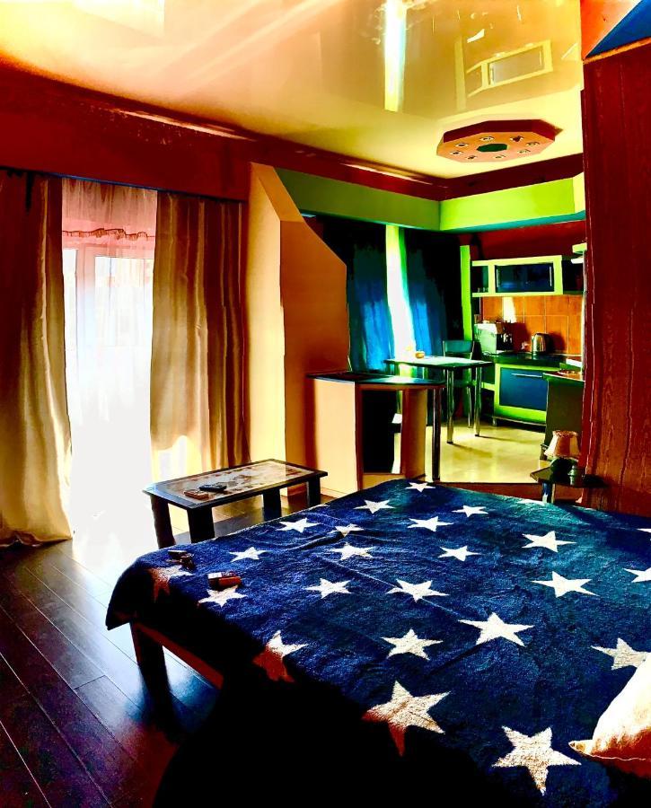 One-Bedroom Apartment On Gagarina Харков Екстериор снимка